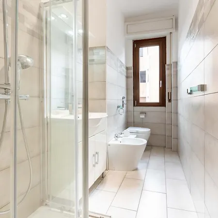 Apartament 12 Centro Parking Free Mediolan